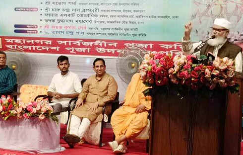 সরকারকে বিব্রত করতে একশ্রেণির মতলবি মানুষ মাঠে নেমেছে: ধর্ম উপদেষ্টা