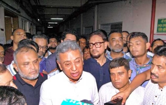 অন্তর্বর্তী সরকারে আমাদের পূর্ণ সমর্থন রয়েছে: আমীর খসরু