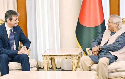 রাষ্ট্র পুনর্গঠনে যুক্তরাষ্ট্রের সহায়তা কামনা ড. ইউনূসের