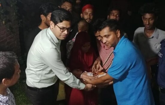 মায়ের কোলে ফিরলো সেই নবজাতক