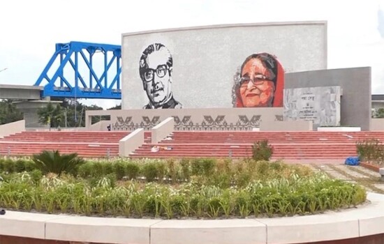 পদ্মা সেতুর দুই ম্যুরালে ব্যয় ১১৭ কোটি টাকা