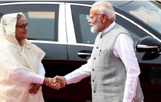 হাসিনাকে নিয়ে দ্বিধায় দিল্লি!