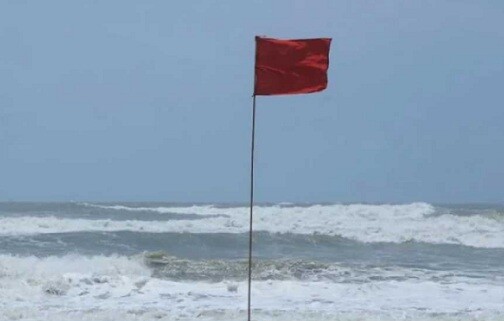 সাগরে নিম্নচাপ, চার সমুদ্রবন্দরে তিন নম্বর সতর্ক সংকেত