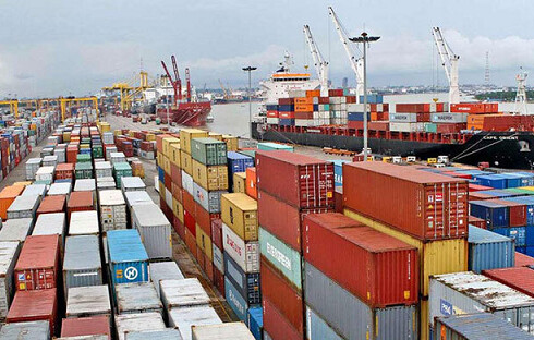 ৯ ব্যাংকের সঙ্গে লেনদেন স্থগিত কররো চট্টগ্রাম বন্দর কর্তৃপক্ষের