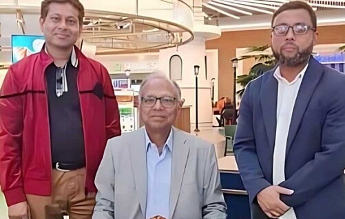 দেশে ফিরলেন আমার দেশ সম্পাদক মাহমুদুর রহমান