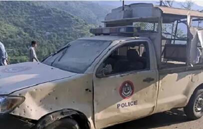 পাকিস্তানে ১২ দেশের কূটনীতিকদের গাড়িবহরে হামলা