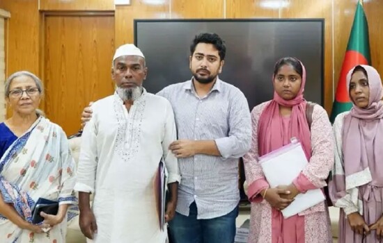 নাহিদকে রক্তমাখা শার্ট দেখিয়ে কান্নায় ভেঙে পড়েন মিরাজের বাবা