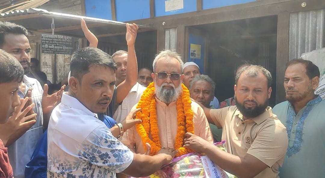 দীর্ঘ সাত বছর পর আজ ৭ সেপ্টেম্বর দেশে ফিরে আসেন ডুবাই প্রবাসী বিশিষ্ট ব্যবসায়ী নূরনবী ভুইয়া