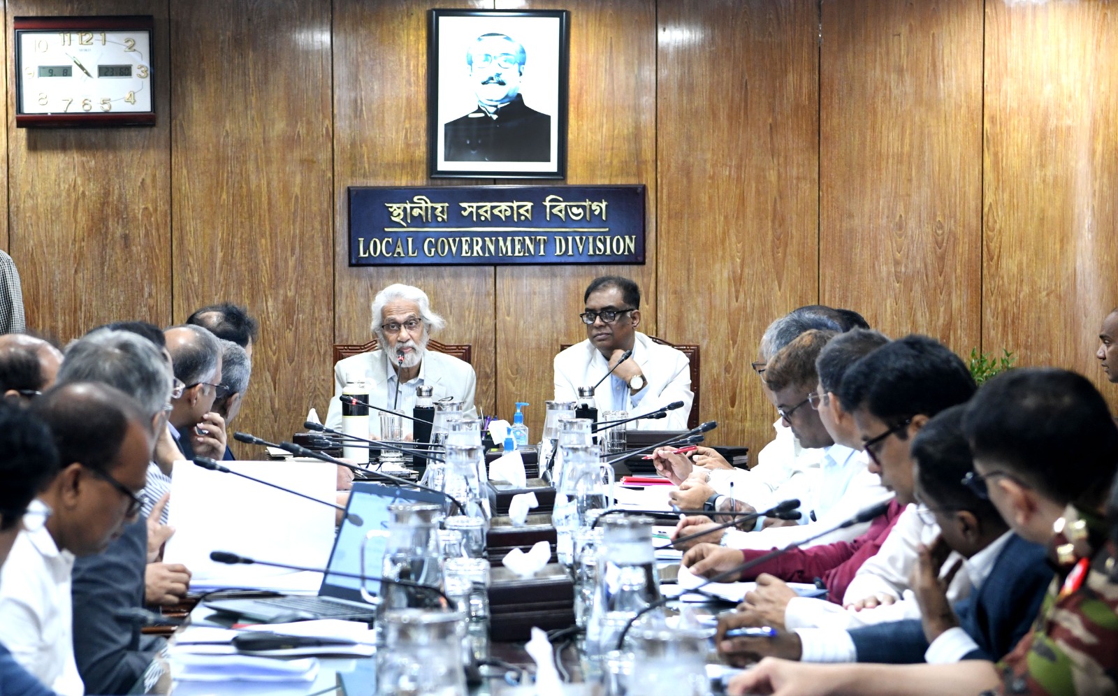 “দেশে ডেঙ্গু পরিস্থিতি সহনীয় পর্যায়ে রয়েছে”  – স্থানীয় সরকার উপদেষ্টা