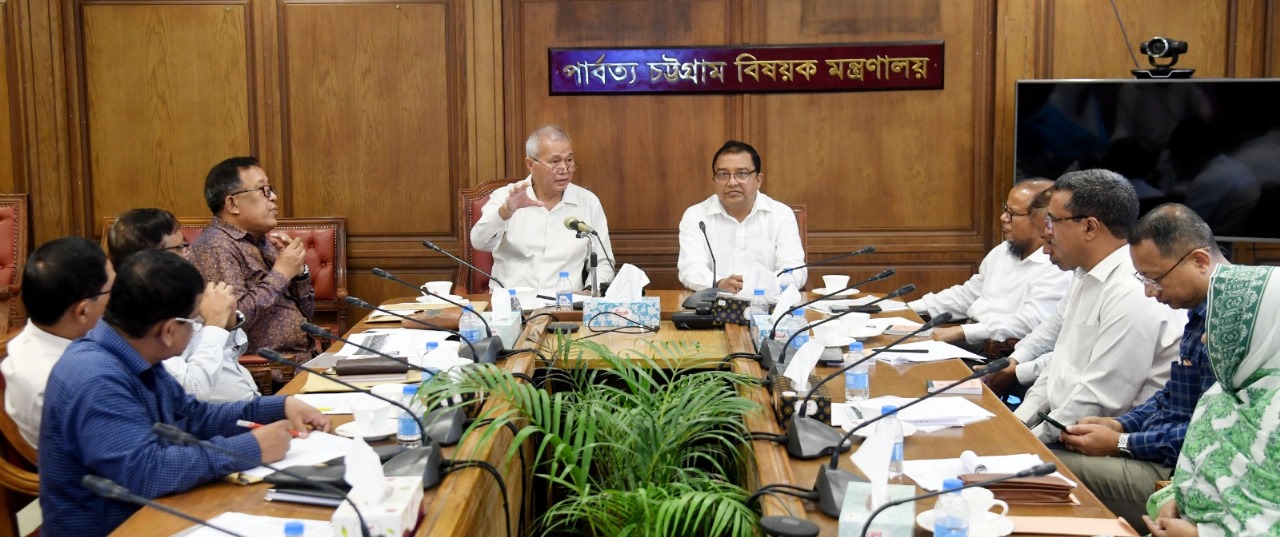 কাজে দীর্ঘসূত্রতা পরিহার এবং স্বচ্ছতা ও জবাবদিহিতা নিশ্চিত করতে হবে-পার্বত্য উপদেষ্টা