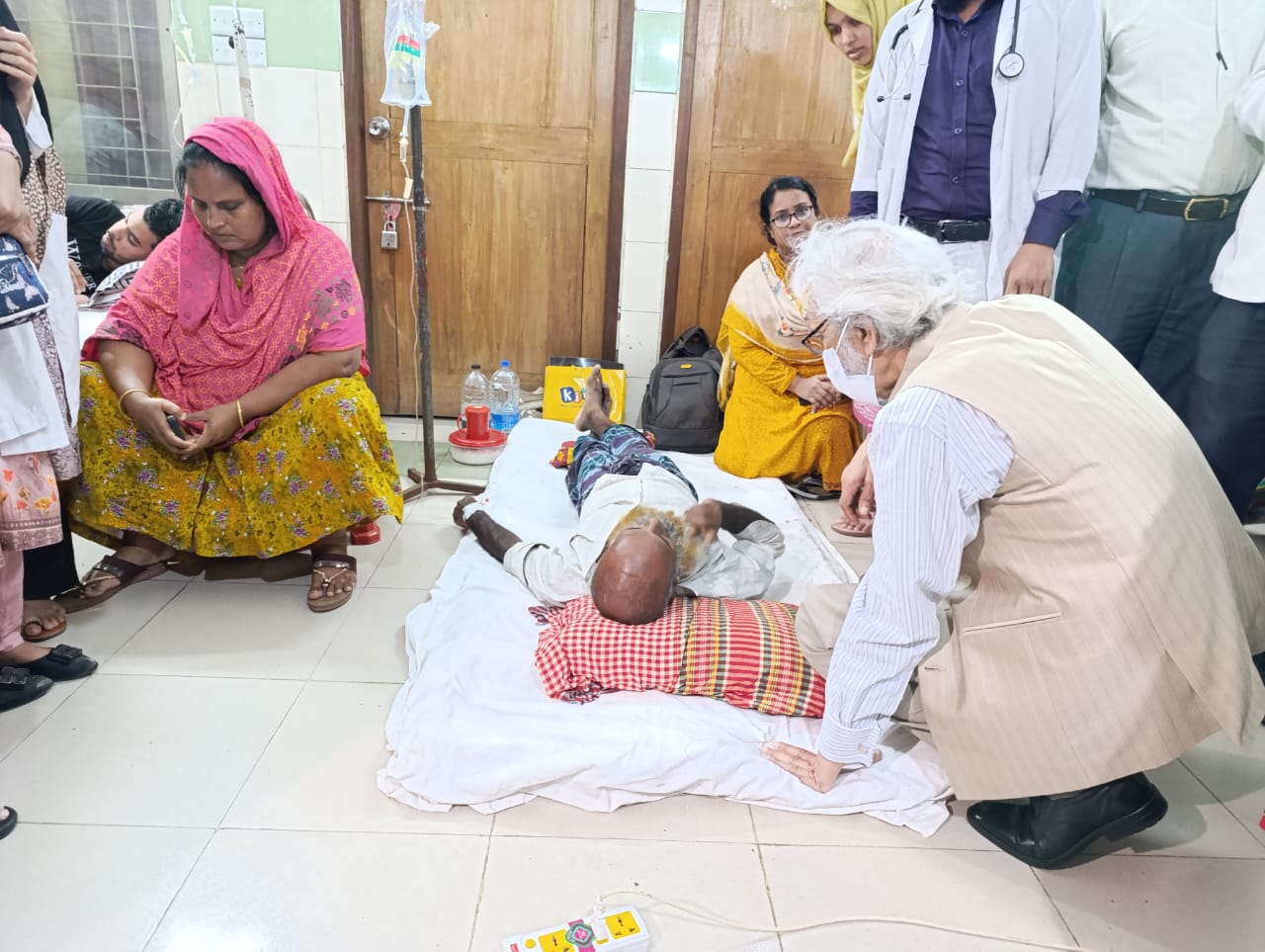 “ডেঙ্গু প্রতিরোধে আলোচনার চেয়ে অ্যাকশনকে বেশি নজর দিচ্ছি”  – স্থানীয় সরকার উপদেষ্টা