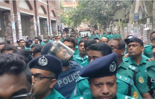 আইনজীবীদের কাছে ক্ষমা চাইলেন ব্যারিস্টার সুমন