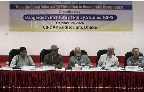 তত্ত্বাবধায়ক বাতিলে রায়ের তোয়াক্কা করেনি শেখ হাসিনা: বিচারপতি মতিন