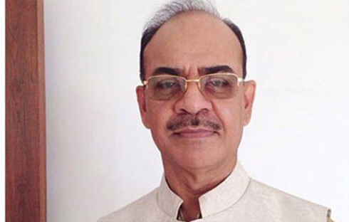 সাবেক বিমানমন্ত্রী ফারুক খান গ্রেফতার