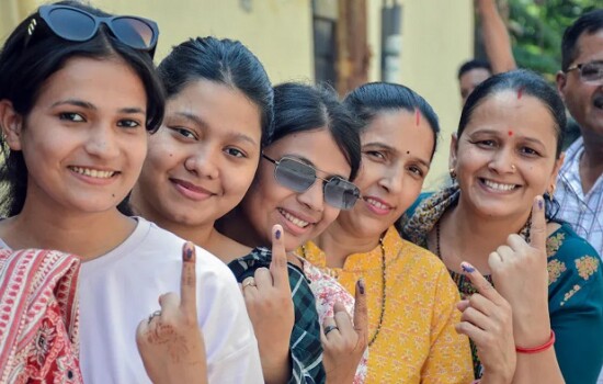 হরিয়ানা ও জম্মু-কাশ্মিরে হারতে যাচ্ছে বিজেপি