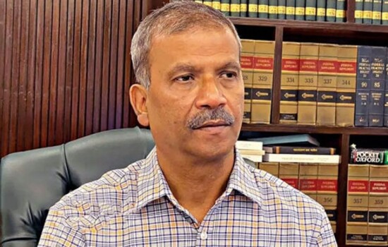 যে কারনে কারাগারে মাহমুদুর রহমান, জানালেন আসিফ নজরুল