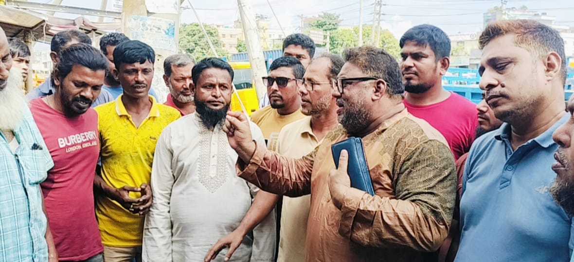 সন্ত্রাস,চাঁদাবাজ মুক্ত সোনারগাঁ গড়তে সচেতনতামুলক পথসভা করলেন আতাউর রহমান।