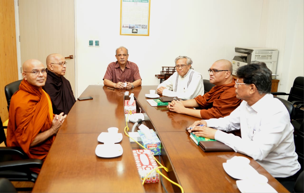 প্রবারণা পূর্ণিমা আনন্দঘন পরিবেশে উদযাপন করবেন বৌদ্ধ ধর্মাবলম্বীরা- স্বরাষ্ট্র উপদেষ্টা