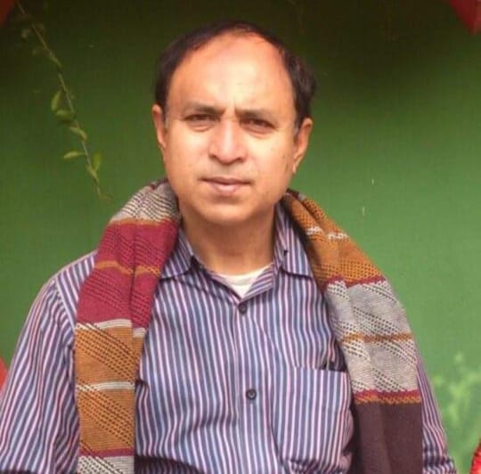 মাদক সেবনে বাধা দেয়ায় গৌতম কুমার বনিককে পিটিয়ে গুরুতর আহত করেছে সন্ত্রাসীরা