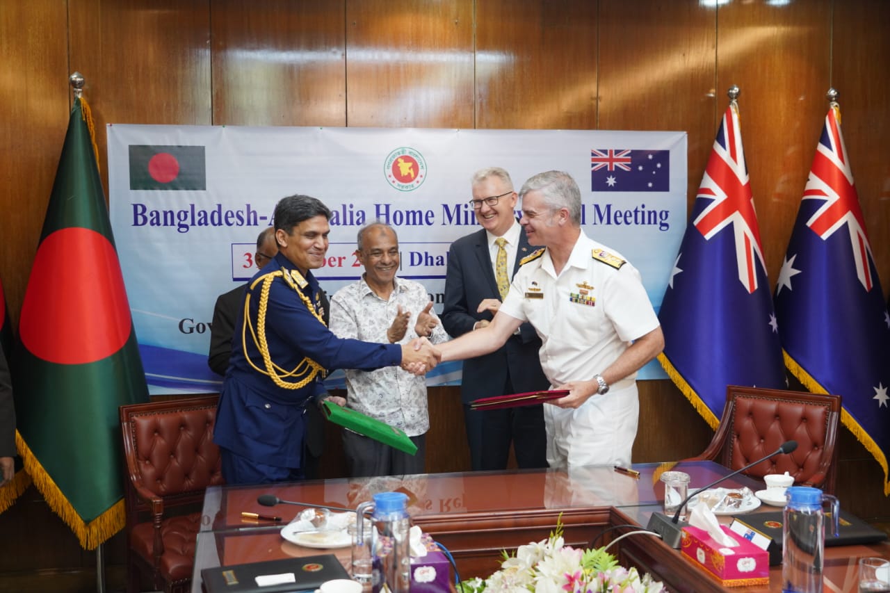 বাংলাদেশ থেকে আরো রোহিঙ্গা নেবে অস্ট্রেলিয়া- স্বরাষ্ট্র উপদেষ্টা