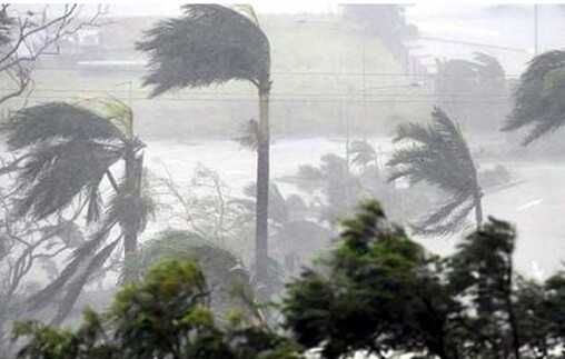 বজ্রসহ বৃষ্টির আভাস, নদীবন্দরে সতর্ক সংকেত