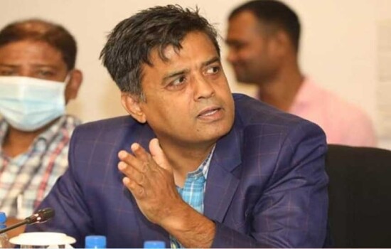 নারী ফুটবলারদের জন্য দ্রুতই সুখবর আসছে: শফিকুল আলম