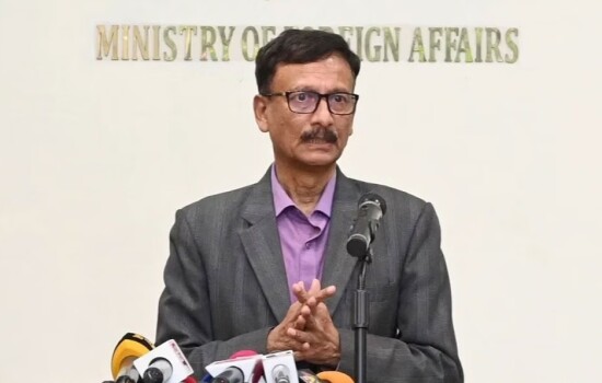 শেখ হাসিনাকে ফেরাতে ব্যবস্থা নেবে সরকার: পররাষ্ট্র উপদেষ্টা