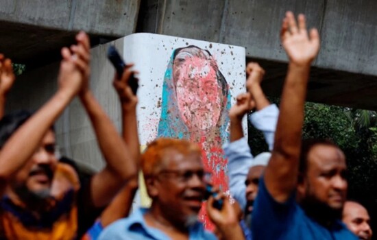 ১৮ নভেম্বরের মধ্যে শেখ হাসিনাকে ট্রাইব্যুনালে হাজিরের নির্দেশ