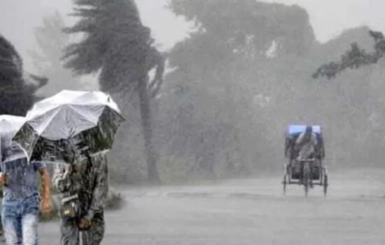 আগামী ৩ দিন ঝড়-বৃষ্টির পূর্বাভাস
