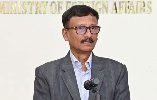 কেউ গায়ে পড়লে জবাবের প্রস্তুতি রাখতে হবে: পররাষ্ট্র উপদেষ্টা