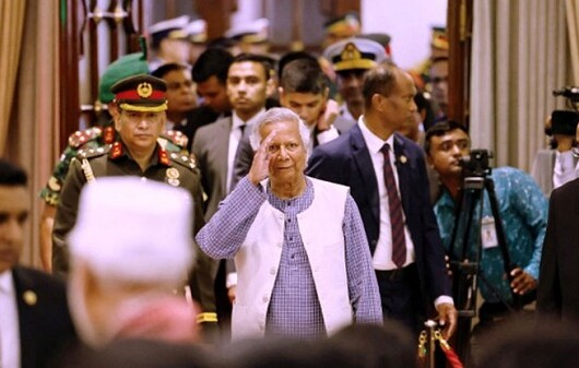 এই সরকার ব্যর্থ হলে বাংলাদেশের সামনে দুটি পথ খোলা থাকবে