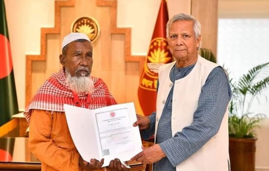 নিজেকে রংপুরের সন্তান মনে করেন প্রধান উপদেষ্টা