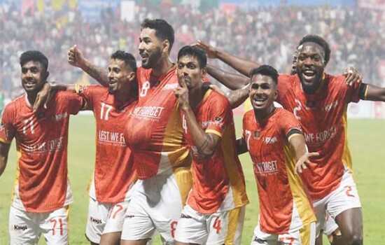 মৌসুমের প্রথম শিরোপা ঘরে তুললো বসুন্ধরা কিংস