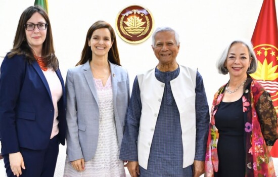 বাংলাদেশের শ্রম আইনকে বৈশ্বিক মানদণ্ডে নিতে চান প্রধান উপদেষ্টা