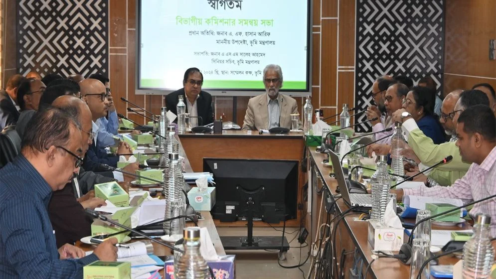 স্থানীয় পর্যায়ে ভূমি বিভাগের কর্মকর্তা-কর্মচারীদের দৈনন্দিন কর্মকান্ড নিবিড় তদারকি ও সমন্বয় সাধনের নির্দেশ : ভূমি উপদেষ্টা