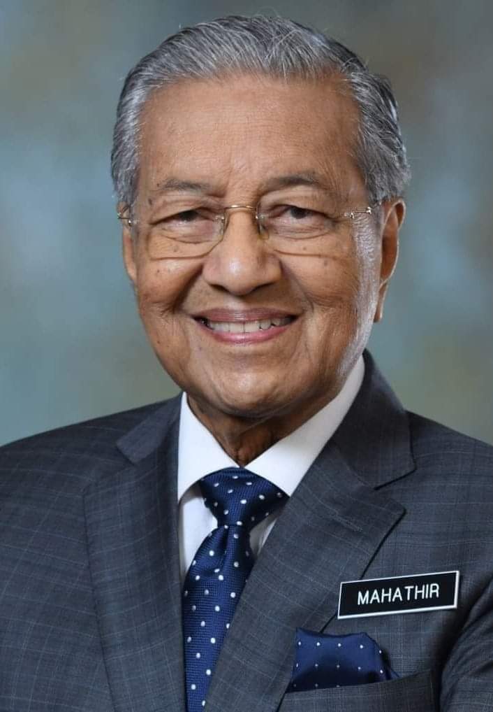 বাংলাদেশী বংশের উত্তরাধিকারী ডাঃ মাহাথির মোহাম্মদ