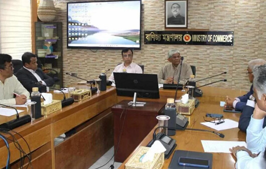 দেশের রিজার্ভ বাড়ছে, ঘুরে দাঁড়াচ্ছে অর্থনীতি: বাণিজ্য উপদেষ্টা