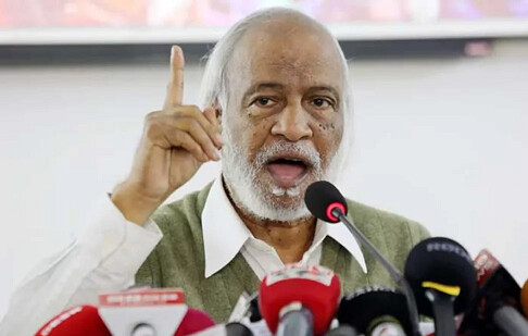 পরিবর্তনে খাপ খাইয়ে না চললে আ’লীগের মতো ছিটকে পড়তে হবে: মঈন খান