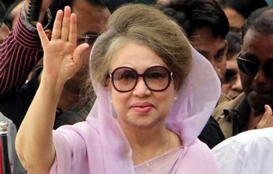 সেনাকুঞ্জে যাচ্ছেন সাবেক প্রধানমন্ত্রী ও বিএনপি চেয়ারপারসন খালেদা জিয়া