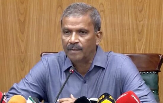 বাংলাদেশকে শক্তিহীন ভাবার অবকাশ নেই: আইন উপদেষ্টা