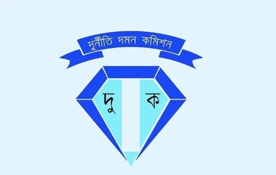 সাবেক ৫ এমপির স্ত্রী-সন্তানসহ বিদেশযাত্রায় নিষেধাজ্ঞা