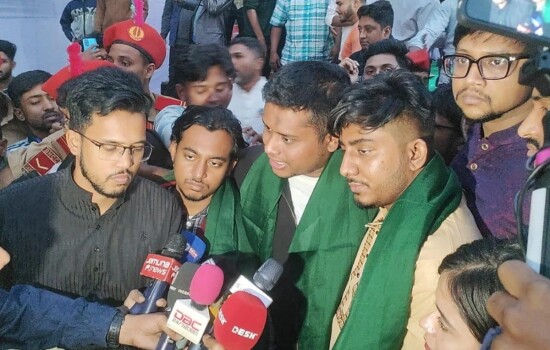 জাতীয় পার্টি হলো জাতীয় বেইমান: হাসনাত আবদুল্লাহ