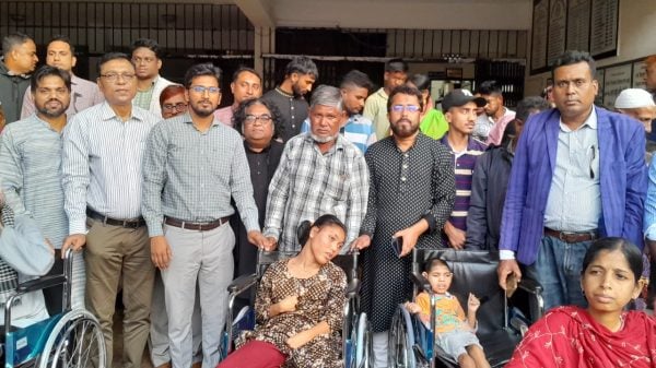 কুলাউড়ায় রেমিটেন্স যোদ্ধাদের অর্থায়নে ২৭ প্রতিবন্ধি পেয়েছেন হুইল চেয়ার