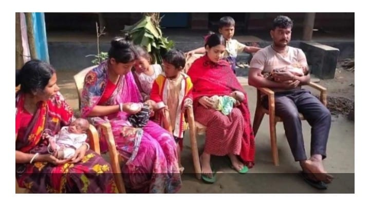 ঠাকুরগাঁওয়ের বালিয়াডাঙ্গীতে বিয়ের ৬ বছর পর একসাথে ৪ সন্তানের মা হয়েছেন অনন্যা