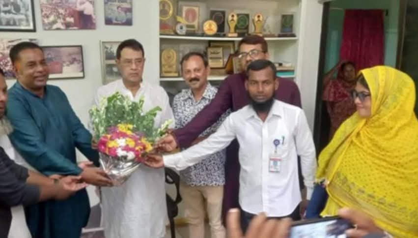 দাউদকান্দিতে বারোপাড়া ইউনিয়ন বিএনপির কমিটিতে আওয়ামী লীগপন্থী সদস্য সচিব, নেতাকমীদের তীব্র ক্ষোভ