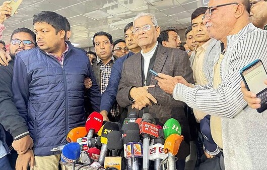 মিথ্যা ও প্রতিহিংসামূলক সব মামলা প্রত্যাহার শেষে তারেক রহমান দেশে ফিরবেন : মির্জা ফখরুল ইসলাম আলমগীর