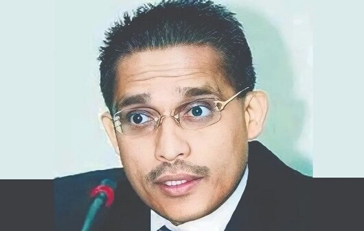 বহুল আলোচিত চট্টগ্রামে ১০ ট্রাক অস্ত্র চোরাচালানের ঘটনায় করা মামলায় সাবেক স্বরাষ্ট্র প্রতিমন্ত্রী লুৎফুজ্জামান বাবর খালাস