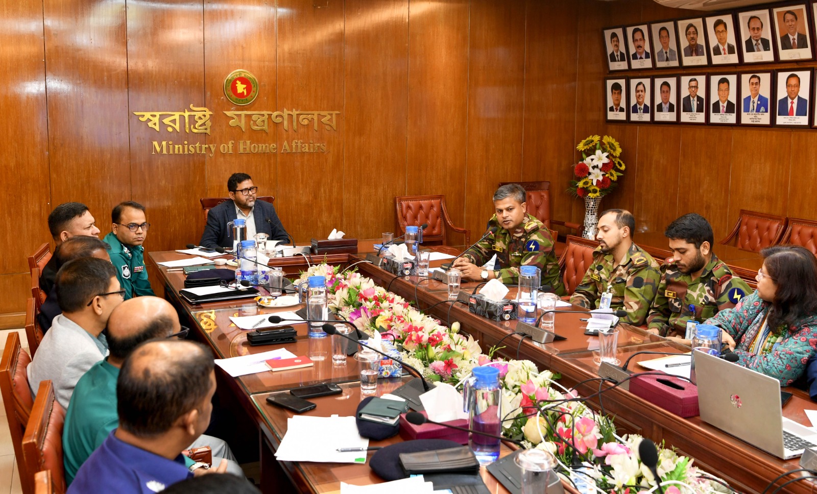 পলিথিন শপিং ব্যাগের ব্যবহার বন্ধে অভিযান জোরদার করা হবে