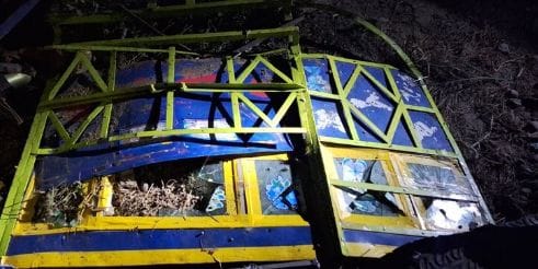 হাসনাবাদ রেলক্রসিংয়ে ট্রেনের ধাক্কায় ইজিবাইক চালকসহ দুইজন নিহত