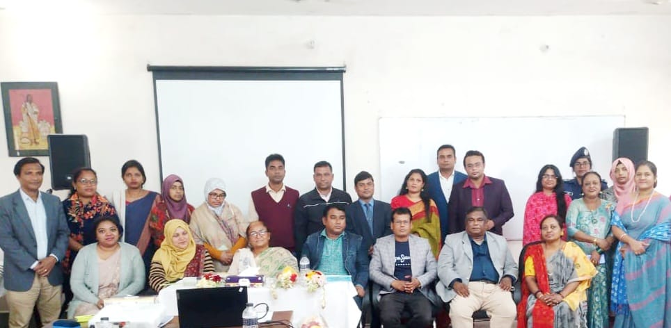 সাভারে নারী-পুরুষের বৈষম্য দূরীকরণে একে অপরকে সহযোগিতা শীর্ষক কর্মশালা অনুষ্ঠিত